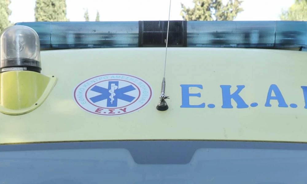 Λάρισα: Βρέθηκε γυναίκα νεκρή σε κοινόχρηστο χώρο οικοδομής – Στο αποκλεισμένο σημείο αστυνομικοί